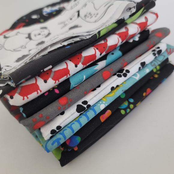 Fat Quarters Puppies Puppy Dogsvand Misc Fabric Cotton Paw Prints - Picture 11 of 11